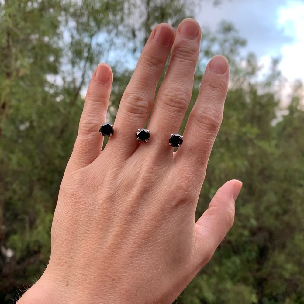 Valou - Black CZ 3 Cap Ring - M